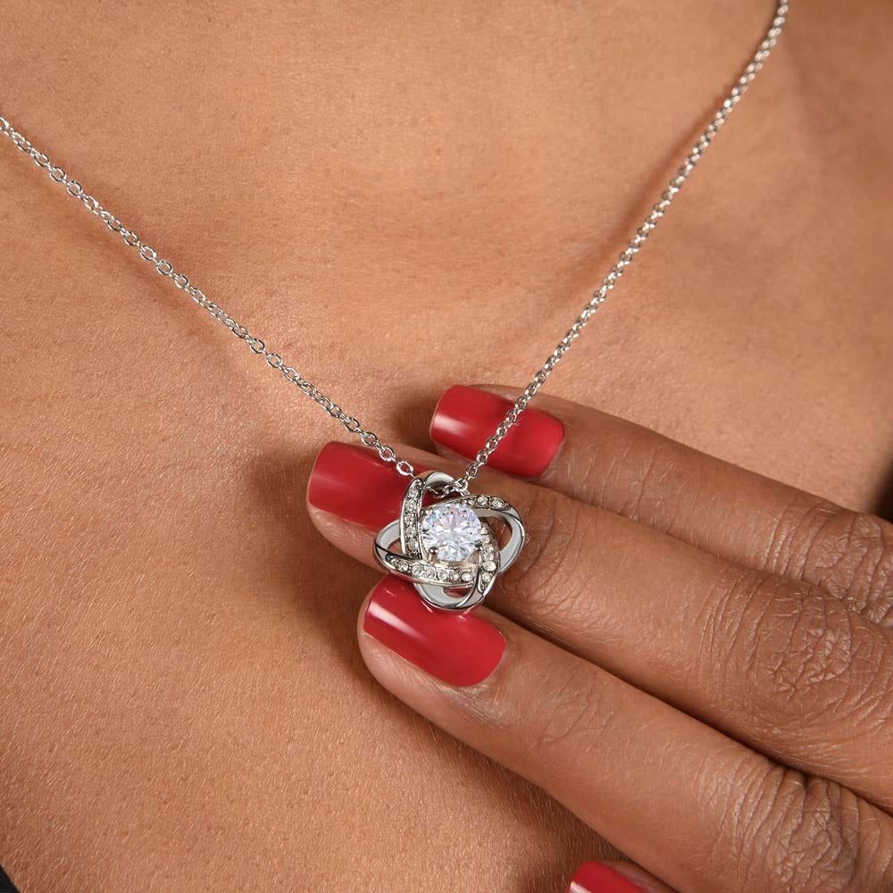 To My Beautiful Daughter - This Old Lioness Love Knot Necklace 2